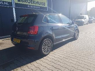 Volkswagen Polo 1.4 TDI Comfortline Connected Series picture 8