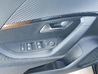 Peugeot 2008 1.2 PureTech Active Pack picture 19