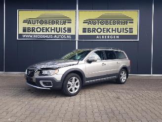 krockskadad bil auto Volvo Xc-70 2.4 D5 Summum 2010/6