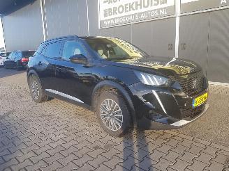 Peugeot e-2008 EV GT Pack 50 kWh picture 6