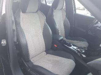 Peugeot e-2008 EV GT Pack 50 kWh picture 16