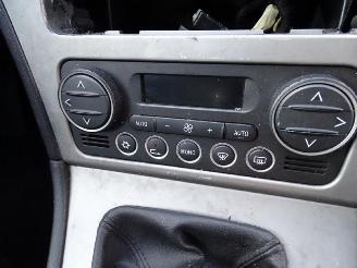 Alfa Romeo 159 Sportswagon 1.9 JTDm picture 6