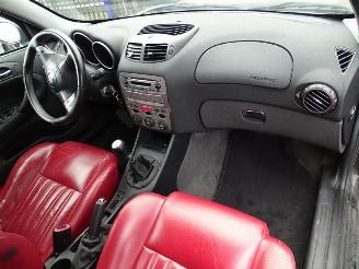 Alfa Romeo 147 1.9 JTD picture 5