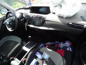 Citroën C4-picasso Grand Picasso 1.6  hDi picture 5