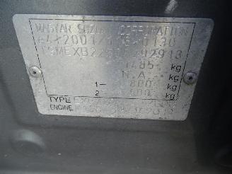 Suzuki Splash 1.0 12v picture 8