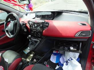 Lancia Ypsilon 1.2 picture 5