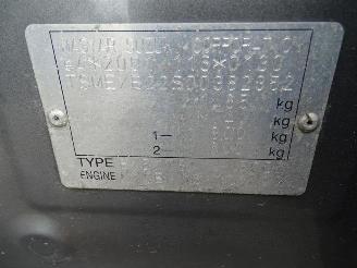 Suzuki Splash 1.0 12v picture 8