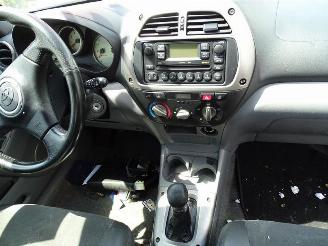 Toyota Rav-4 2.0 D-4D picture 6