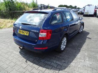 Uttjänta bilar auto Skoda Octavia Combi 1.6 TDi 2013/9