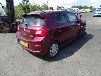 Vrakbiler auto Mitsubishi Space-star 1.2 12v 2017/2