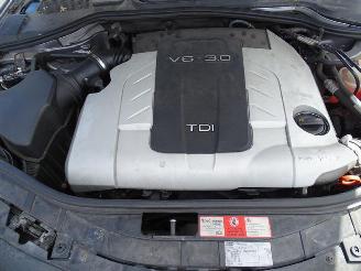 Audi A8 Quattro 3.0 TDi picture 9