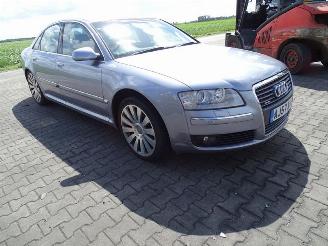Audi A8 Quattro 3.0 TDi picture 4