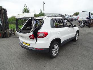 Vrakbiler auto Volkswagen Tiguan 1.4 16v TSi 2008/4