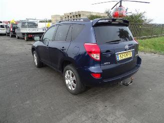Toyota Rav-4 2.0 16v picture 2