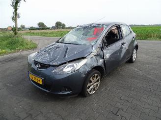 Mazda 2 1.3 16v picture 3