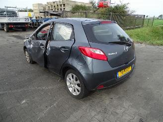 Mazda 2 1.3 16v picture 2