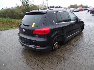Vrakbiler auto Volkswagen Tiguan 1.4 TSi 2012/1