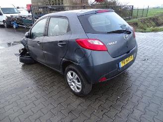 Mazda 2 1.3 16v picture 2