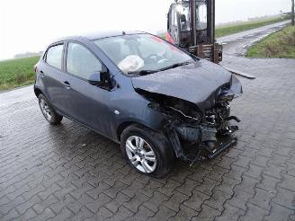 Mazda 2 1.3 16v picture 4