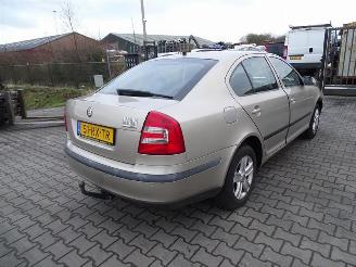 Uttjänta bilar auto Skoda Octavia 1.6 MPi 2005/10