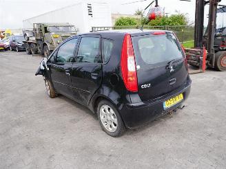 Mitsubishi Colt 1.3 16v picture 2