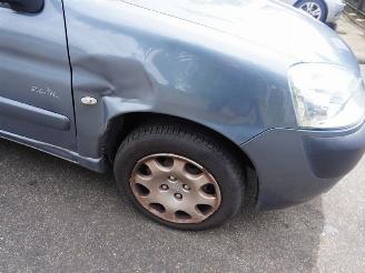 Peugeot Partner 1.6 HDi picture 5