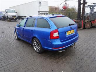 Skoda Octavia Combi 2.0 TFSi RS picture 2