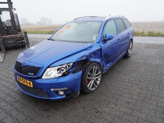 Skoda Octavia Combi 2.0 TFSi RS picture 3