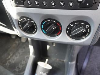 Citroën Berlingo 1.6HDI 600 55,2 KW picture 6