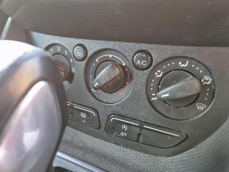 Ford Transit Connect 1.5 TDCi picture 10