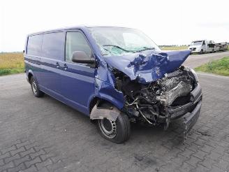 Volkswagen Transporter 2.0 TDi picture 4