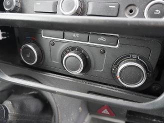 Volkswagen Transporter 2.0 TDi picture 6