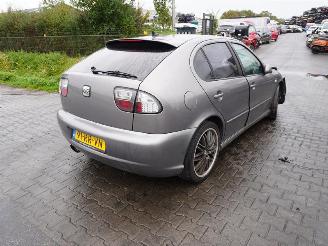 Vrakbiler auto Seat Leon 1.8 turbo 2005/7