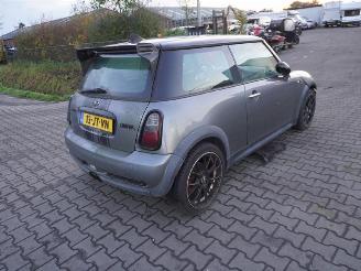 Mini Cooper S 1.6 16v picture 1