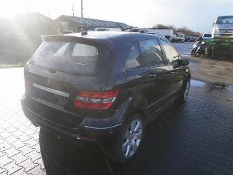 Coche siniestrado Mercedes B-klasse 170 2006/5