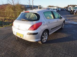 Sloopauto Peugeot 308 1.4 VTi 2008/4