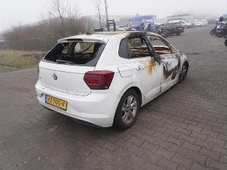 Coche siniestrado Volkswagen Polo 1.6 TDi 2018/4
