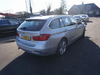 Unfallwagen BMW 3-serie 316i Touring 2013/9