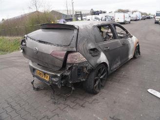 Salvage car Volkswagen Golf 1.4 TSi 2016/9