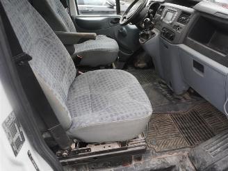 Ford Transit 280S 2.2 TDCi picture 12