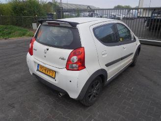 Démontage voiture Suzuki Alto 1.0 12v 2011/1