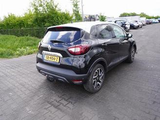 Salvage car Renault Captur 1.2 TCe 2018/8