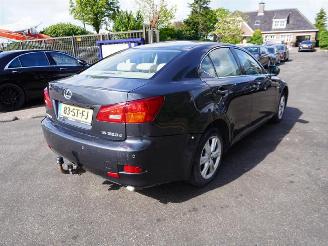 Damaged car Lexus IS 220 d 2006/5