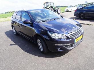 Peugeot 308 SW 1.2 12v THP picture 4