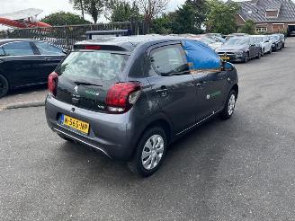 krockskadad bil auto Peugeot 108 1.0 12v 2022/1