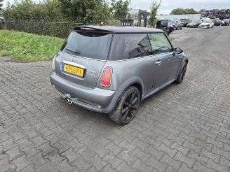 Démontage voiture Mini Cooper S 1.6 16V (W11-B16A) 2010/5