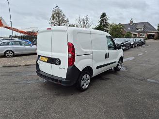 krockskadad bil bedrijf Opel Combo 1.3 16V 2016/3