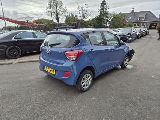 uszkodzony samochody osobowe Hyundai I-10 1.0 12V 2015/3