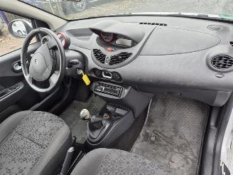 Renault Twingo 1.2 16V picture 7