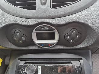 Renault Twingo 1.2 16V picture 8